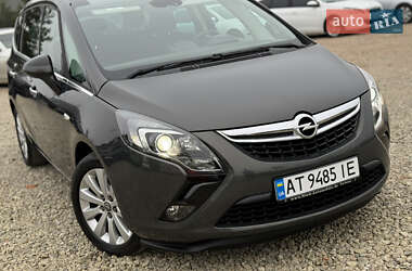 Минивэн Opel Zafira Tourer 2015 в Ивано-Франковске