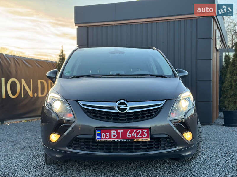 Мінівен Opel Zafira Tourer 2012 в Дрогобичі