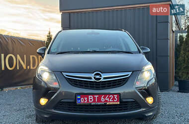 Минивэн Opel Zafira Tourer 2012 в 