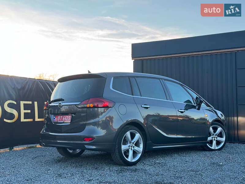 Мінівен Opel Zafira Tourer 2012 в Дрогобичі