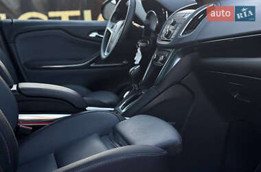 Минивэн Opel Zafira Tourer 2012 в 