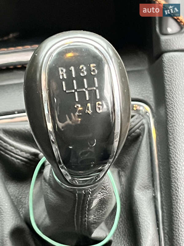 Мінівен Opel Zafira Tourer 2013 в Львові фото 14 Мінівен Opel Zafira Tourer 2013 в Львові