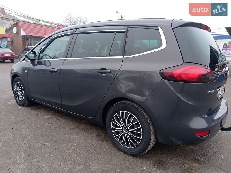 Мінівен Opel Zafira Tourer 2014 в Миколаєві