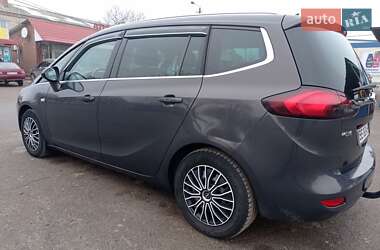 Минивэн Opel Zafira Tourer 2014 в 