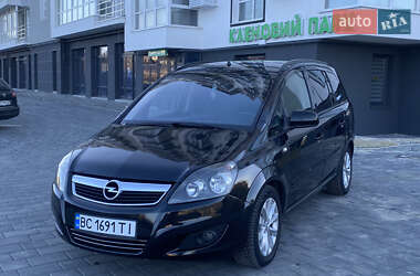 Минивэн Opel Zafira Tourer 2013 в 