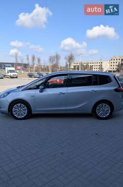 Минивэн Opel Zafira Tourer 2013 в Каменец-Подольском