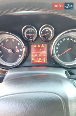 Минивэн Opel Zafira Tourer 2013 в 