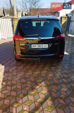 Минивэн Opel Zafira Tourer 2013 в 