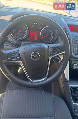 Мінівен Opel Zafira Tourer 2011 в 