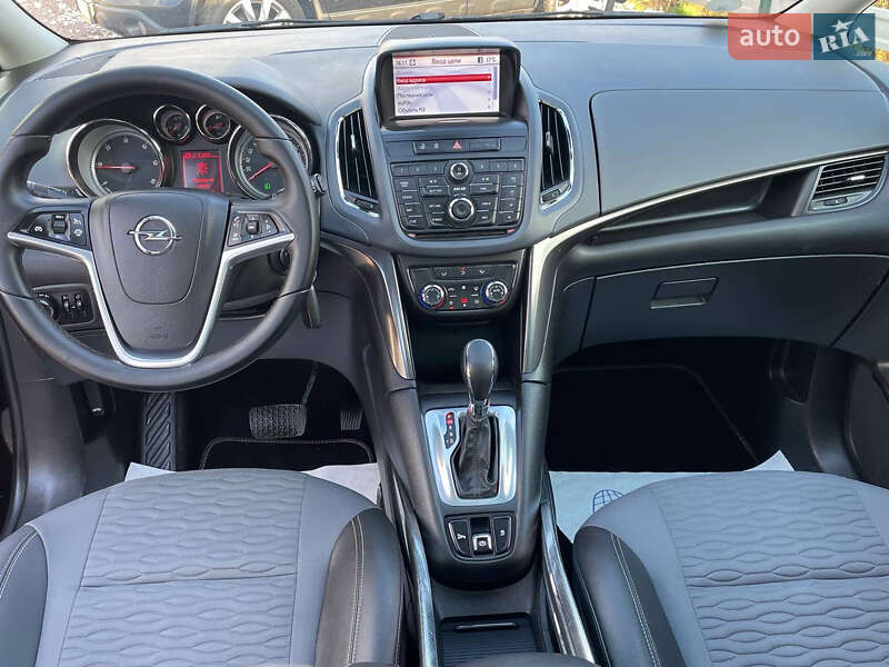 Мінівен Opel Zafira Tourer 2013 в Дрогобичі