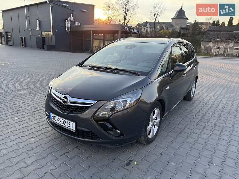 Мінівен Opel Zafira Tourer 2012 в Зборові