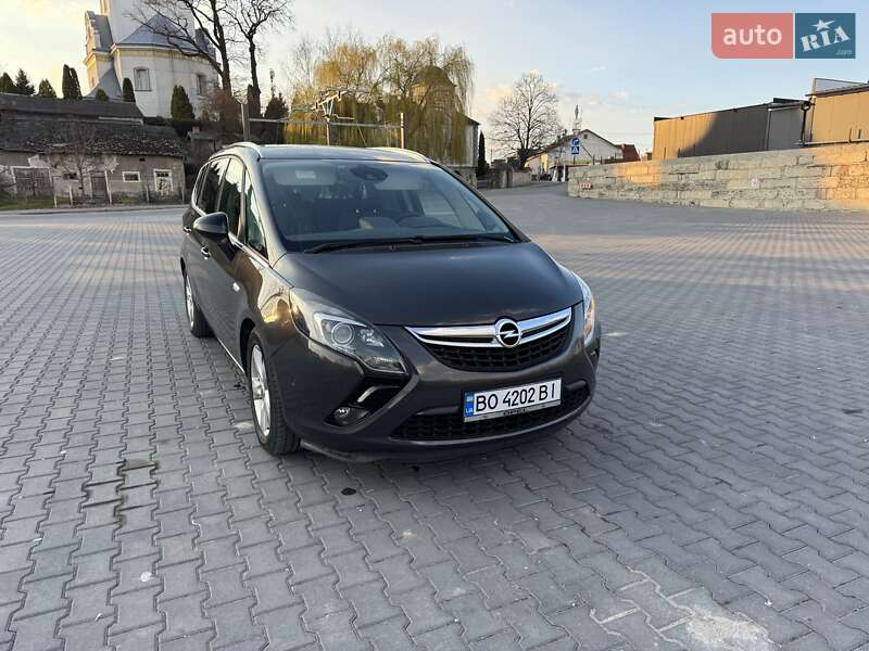 Мінівен Opel Zafira Tourer 2012 в Зборові