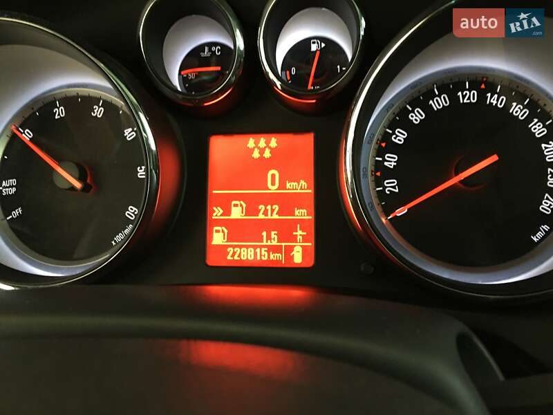Мінівен Opel Zafira Tourer 2012 в Зборові