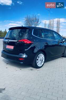 Мінівен Opel Zafira Tourer 2015 в 