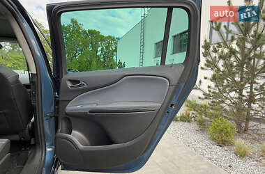Минивэн Opel Zafira Tourer 2013 в 