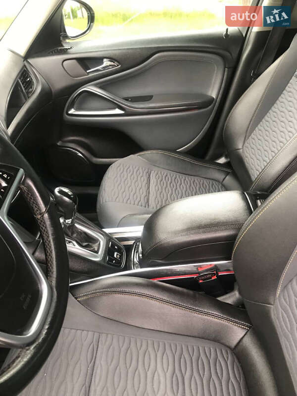 Минивэн Opel Zafira Tourer 2013 в Славуте
