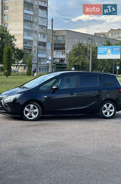 Минивэн Opel Zafira Tourer 2015 в 