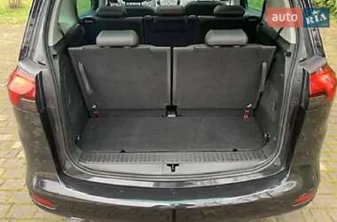 Минивэн Opel Zafira Tourer 2014 в 