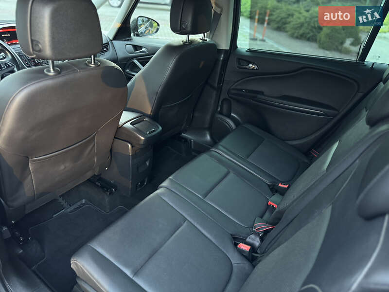 Минивэн Opel Zafira Tourer 2016 в Луцке