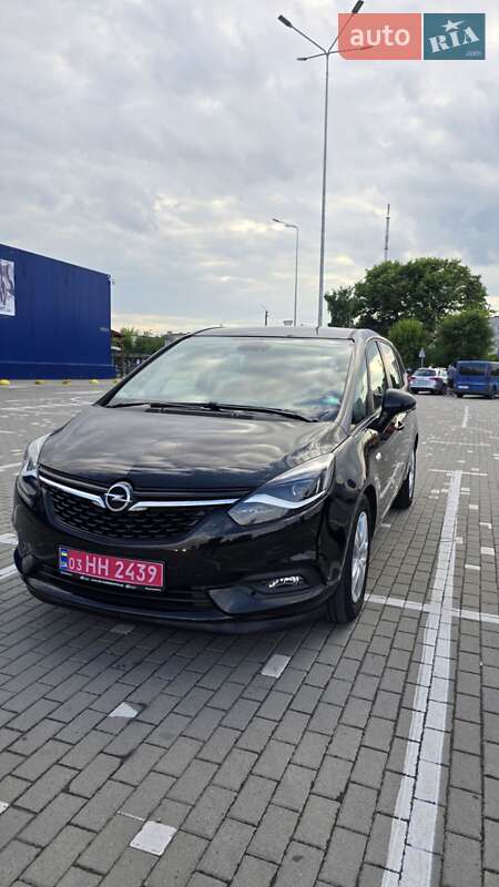 Opel Zafira Tourer 2017