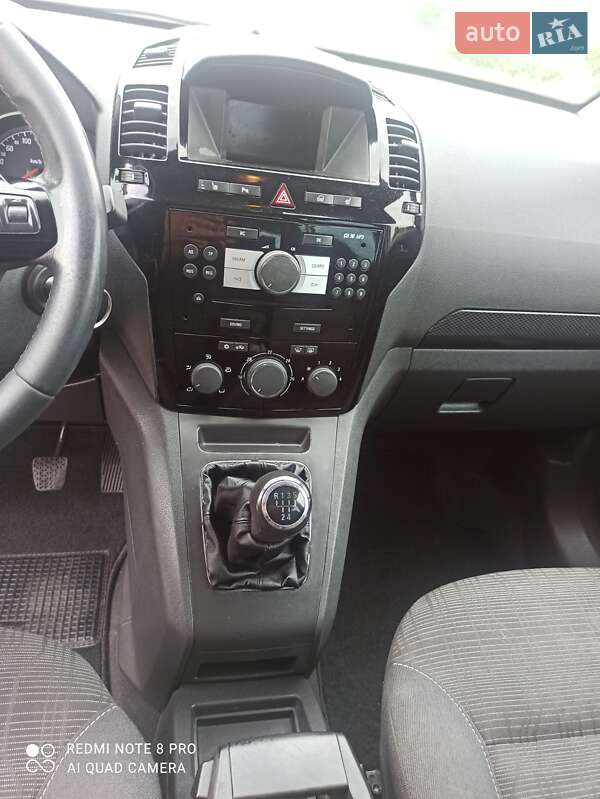 Минивэн Opel Zafira Tourer 2011 в Черкассах