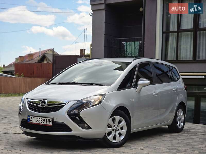 Минивэн Opel Zafira Tourer 2016 в Черновцах