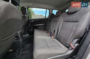 Минивэн Opel Zafira Tourer 2016 в 