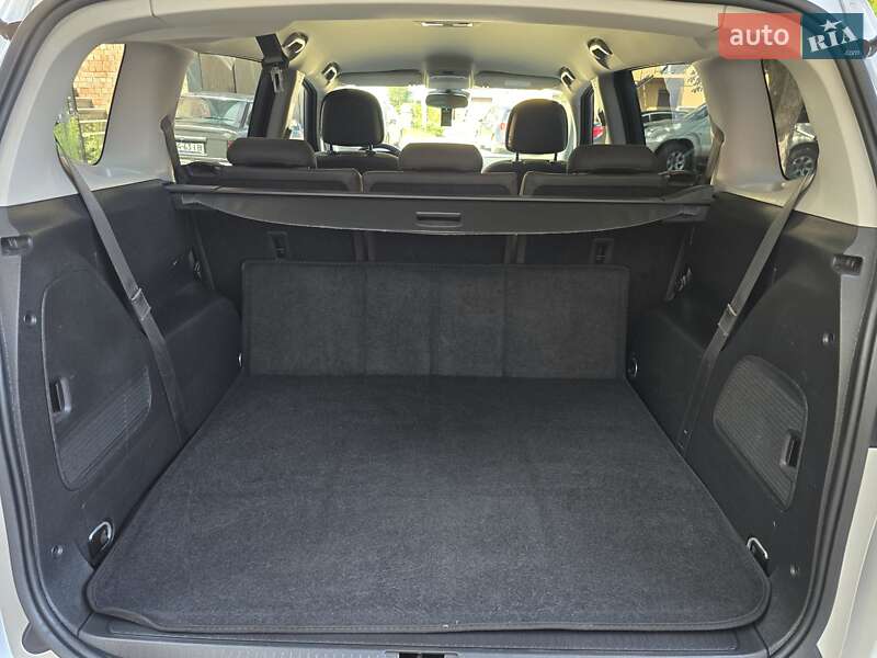 Минивэн Opel Zafira Tourer 2016 в Черновцах