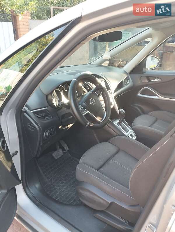 Мінівен Opel Zafira Tourer 2013 в Чернігові фото 2 Мінівен Opel Zafira Tourer 2013 в Чернігові
