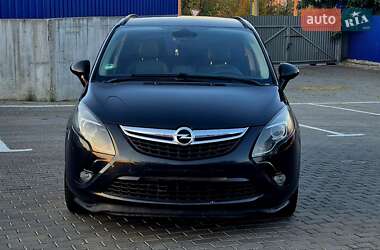 Минивэн Opel Zafira Tourer 2012 в 