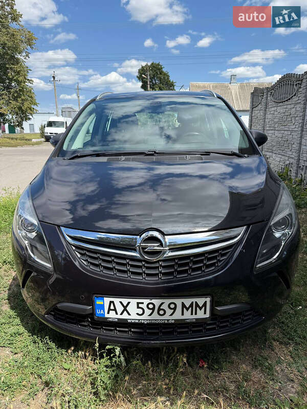 Мінівен Opel Zafira Tourer 2012 в Лозовій фото 2 Мінівен Opel Zafira Tourer 2012 в Лозовій