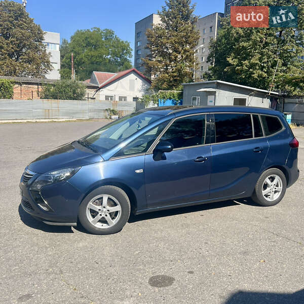 Минивэн Opel Zafira Tourer 2011 в Днепре