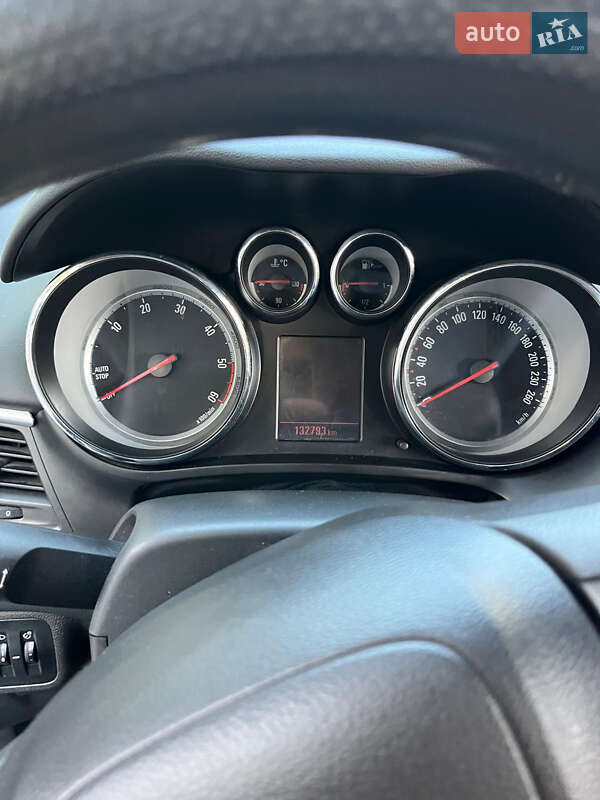 Мінівен Opel Zafira Tourer 2013 в Тернополі