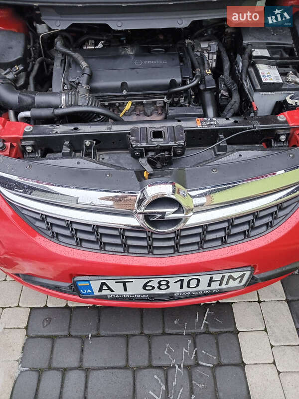 Мінівен Opel Zafira Tourer 2012 в Івано-Франківську