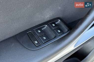 Минивэн Opel Zafira Tourer 2015 в 