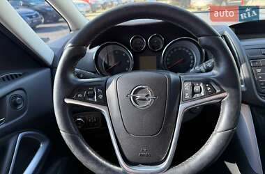Минивэн Opel Zafira Tourer 2015 в 