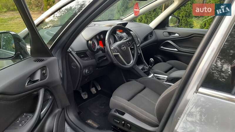 Минивэн Opel Zafira Tourer 2015 в Виннице