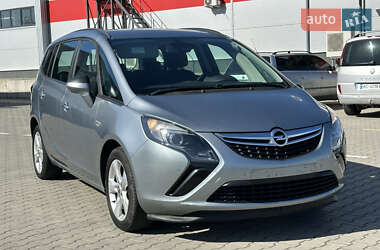 Минивэн Opel Zafira Tourer 2012 в 