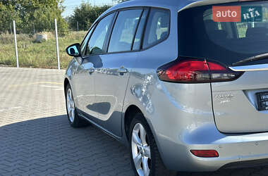 Минивэн Opel Zafira Tourer 2012 в 
