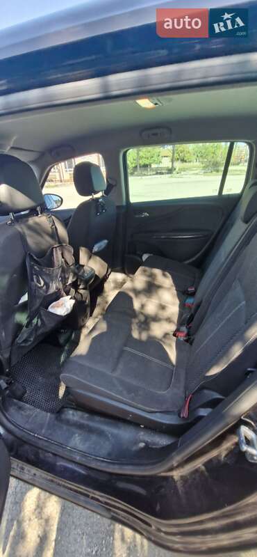 Минивэн Opel Zafira Tourer 2013 в Надворной