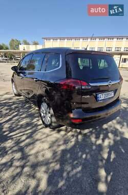 Минивэн Opel Zafira Tourer 2013 в 