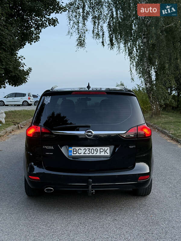 Минивэн Opel Zafira Tourer 2012 в Львове
