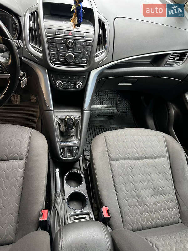 Мінівен Opel Zafira Tourer 2013 в Рівному
