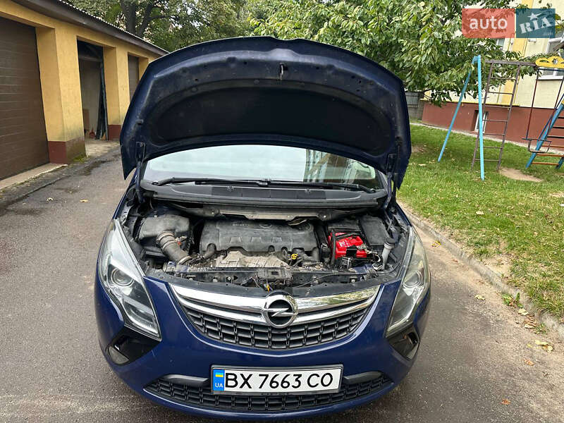 Мінівен Opel Zafira Tourer 2013 в Рівному