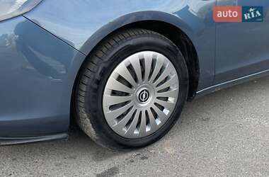Минивэн Opel Zafira Tourer 2012 в 