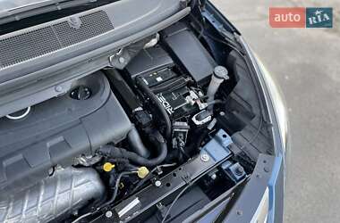 Минивэн Opel Zafira Tourer 2012 в 