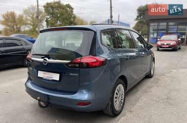 Минивэн Opel Zafira Tourer 2012 в 