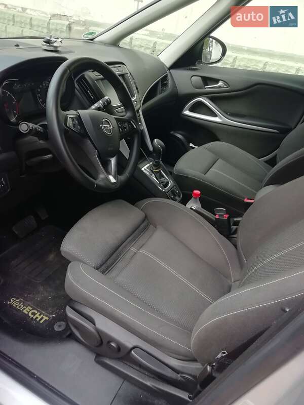Минивэн Opel Zafira Tourer 2018 в Стрые