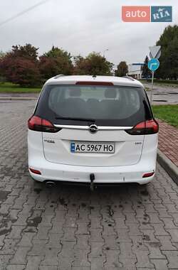 Минивэн Opel Zafira Tourer 2014 в 