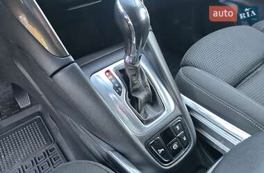 Минивэн Opel Zafira Tourer 2015 в 